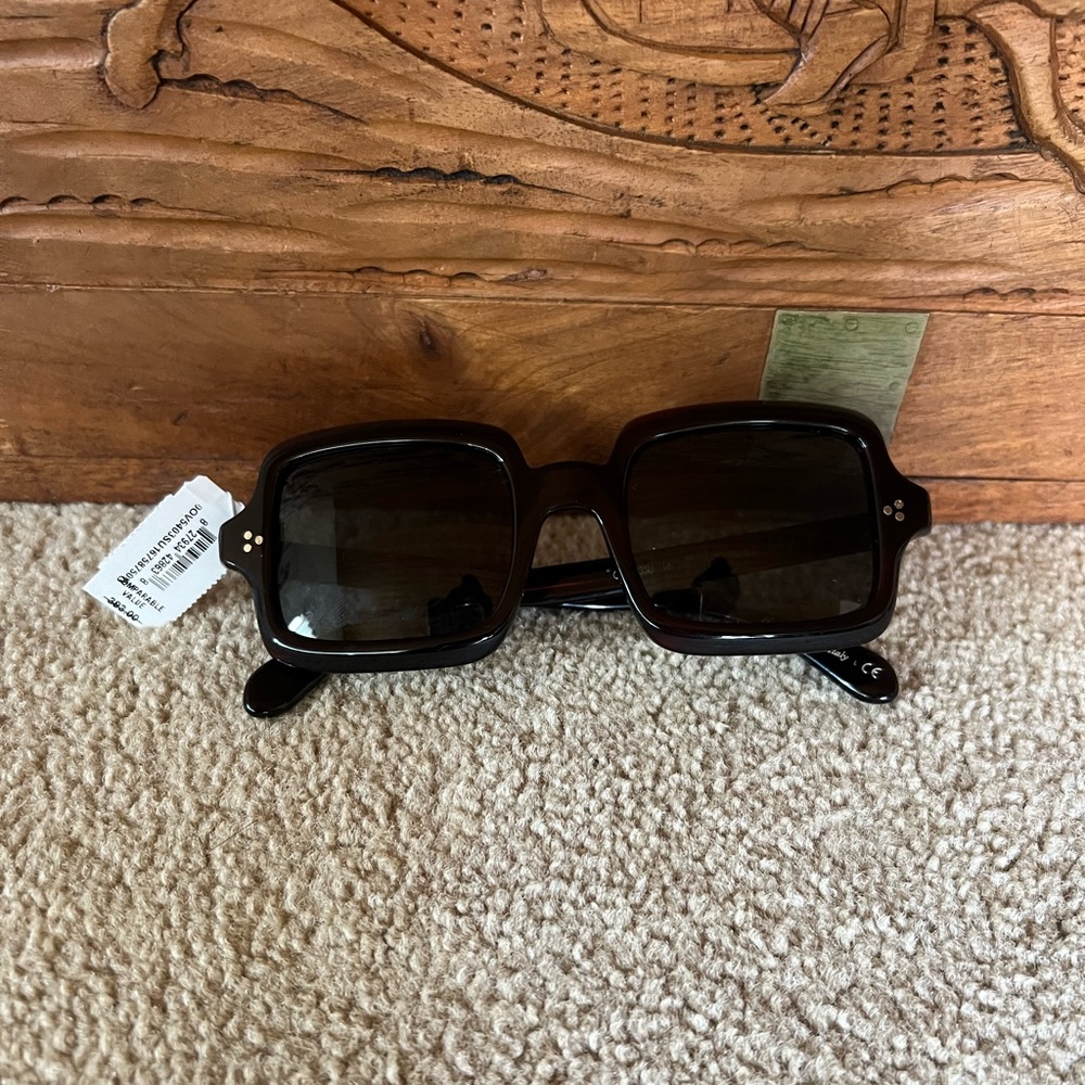 Oliver peoples Avri sunglasses in black